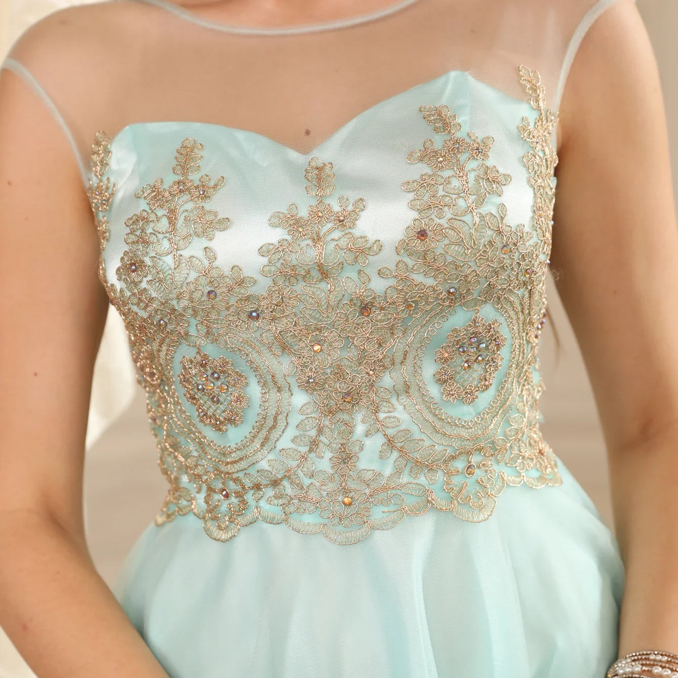 Mint Green Golde Appqulies Beads Bridesmaid Dresses for Women Wedding Party A Line Short Knee Length Sweetheart Gowns