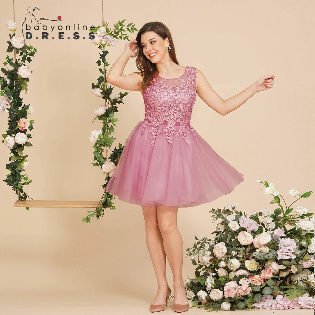 Short Homecoming Dress Illusion Neckline Sleeveless Floral Appqulies Evening Dress With Integrated Cup Chiffon Skirt